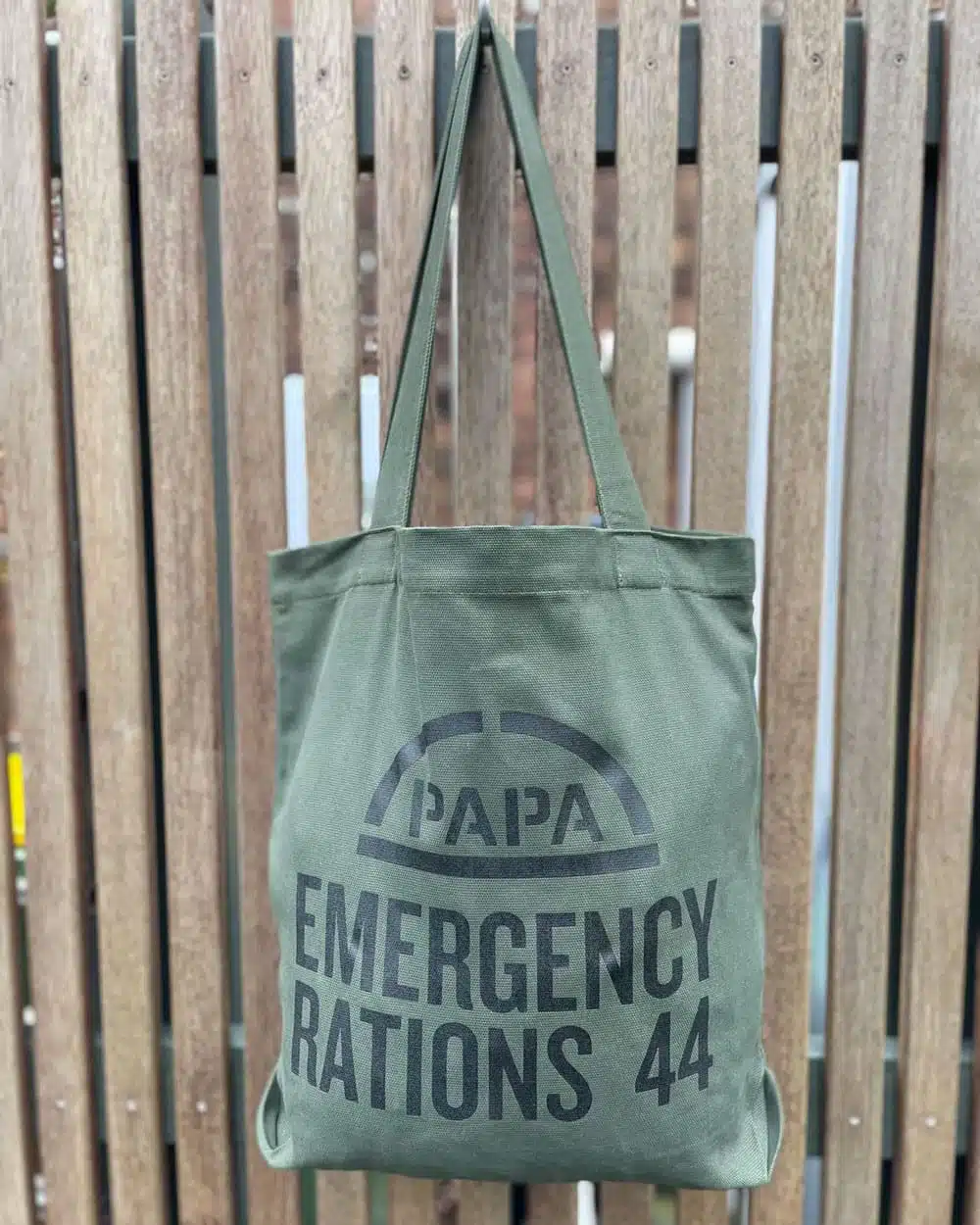 Papa Nui 44 Tote Bag