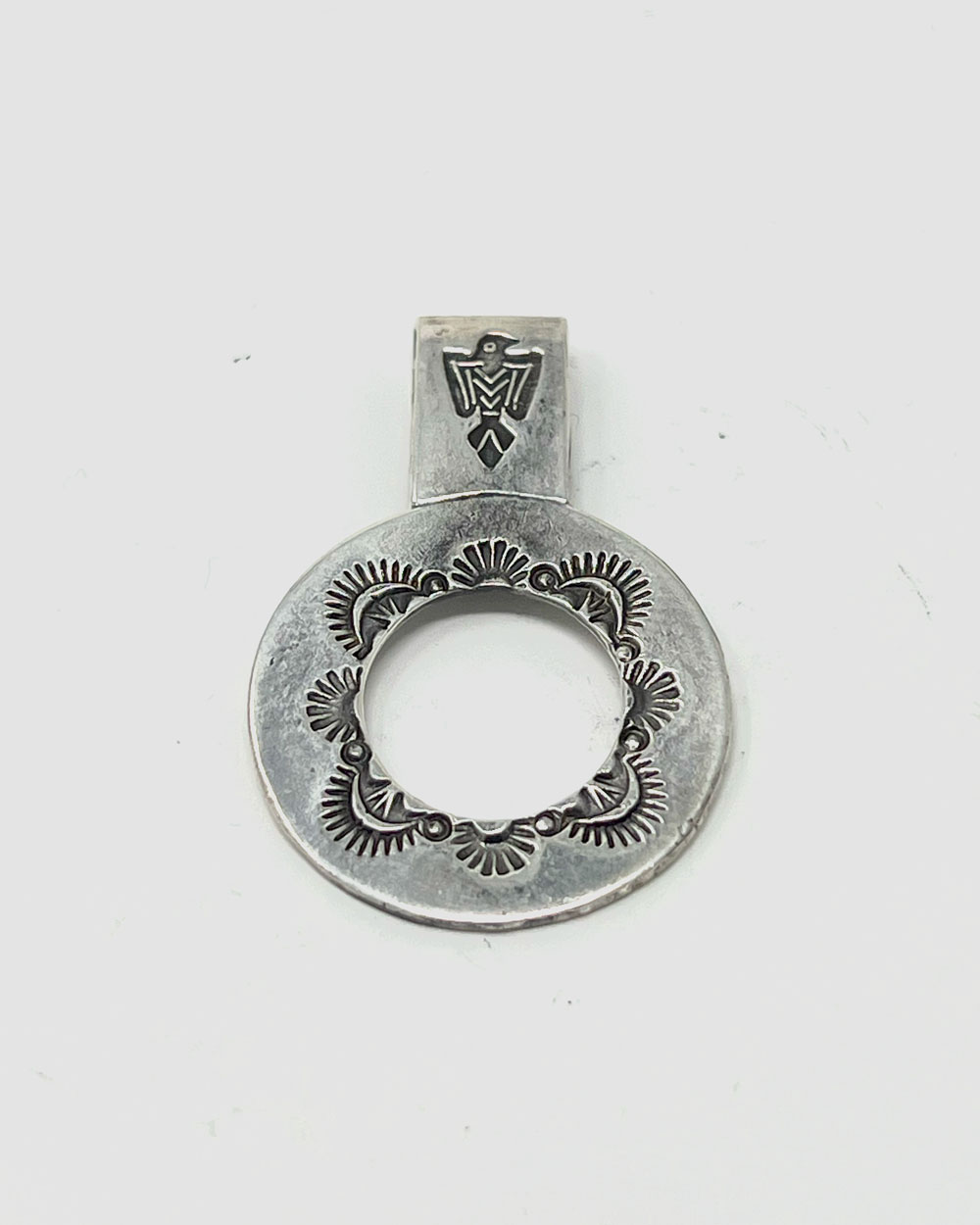 アクセサリー Shade Keeper Pendant made by Red Rabbit Classic Shade Keeper Pendant — Red Rabbit Trading Co.